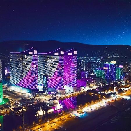 Batumi Orbi City Sea View Apartment Екстериор снимка