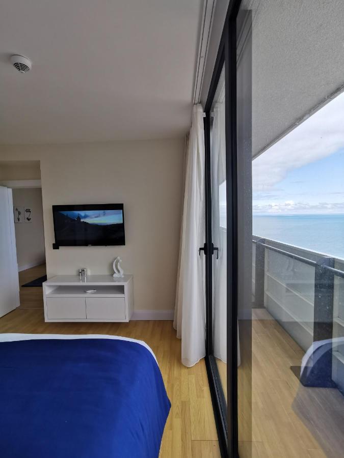Batumi Orbi City Sea View Apartment Екстериор снимка